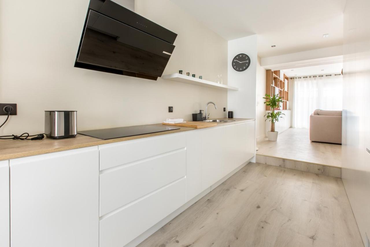 Appartement Spacieux Et Moderne 4 Chambres A 5Mn A Pieds Republique Lille Exterior foto