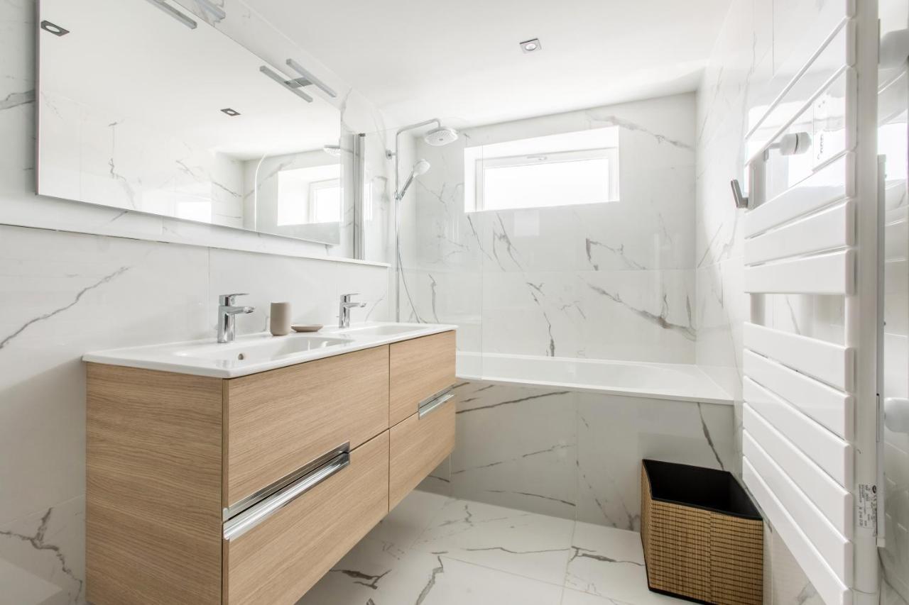 Appartement Spacieux Et Moderne 4 Chambres A 5Mn A Pieds Republique Lille Exterior foto
